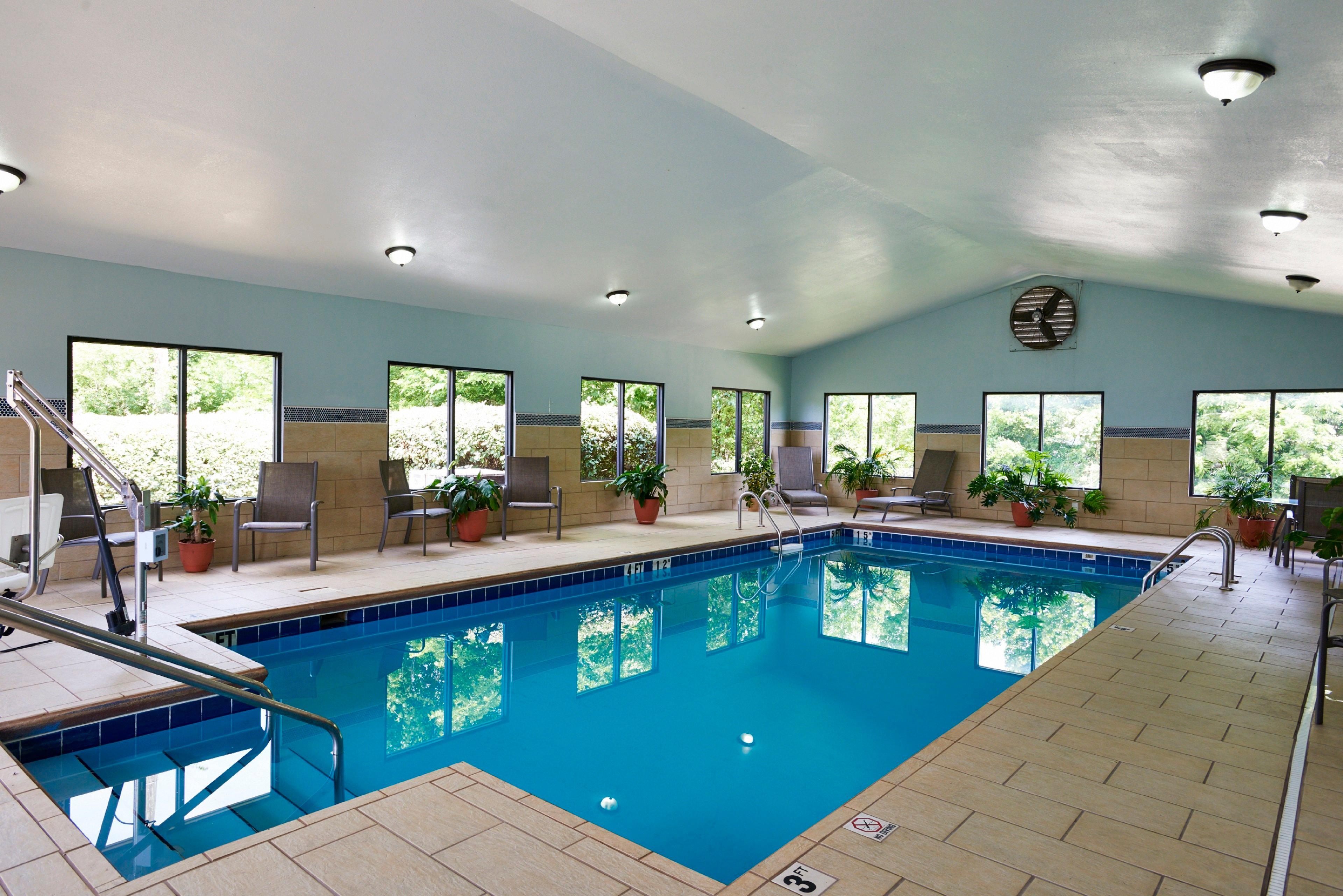 Holiday Inn Express & Suites Birmingham South - Pelham By Ihg Buitenkant foto